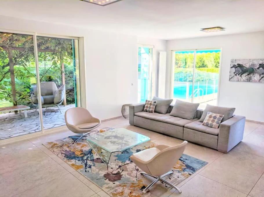 Villa Barbizon Bagian luar foto